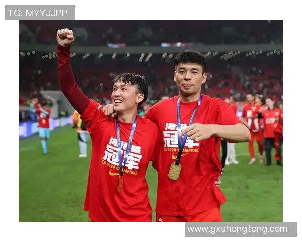 足球球星为何深受中国球迷喜爱背后的故事与精彩瞬间揭秘